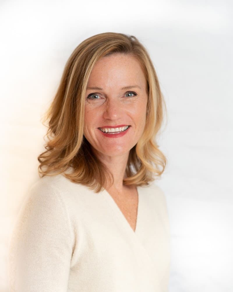 SUSANNE CHIEFA REALTOR-CENTURY 21 NEW BEGINNINGS