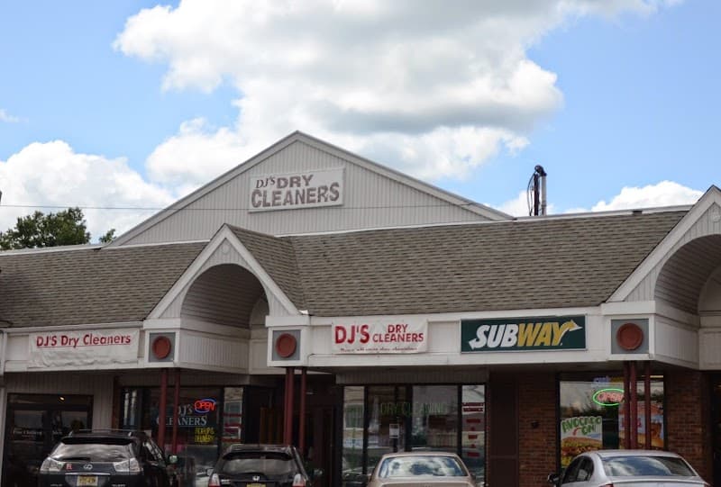 DJ’s Cleaners