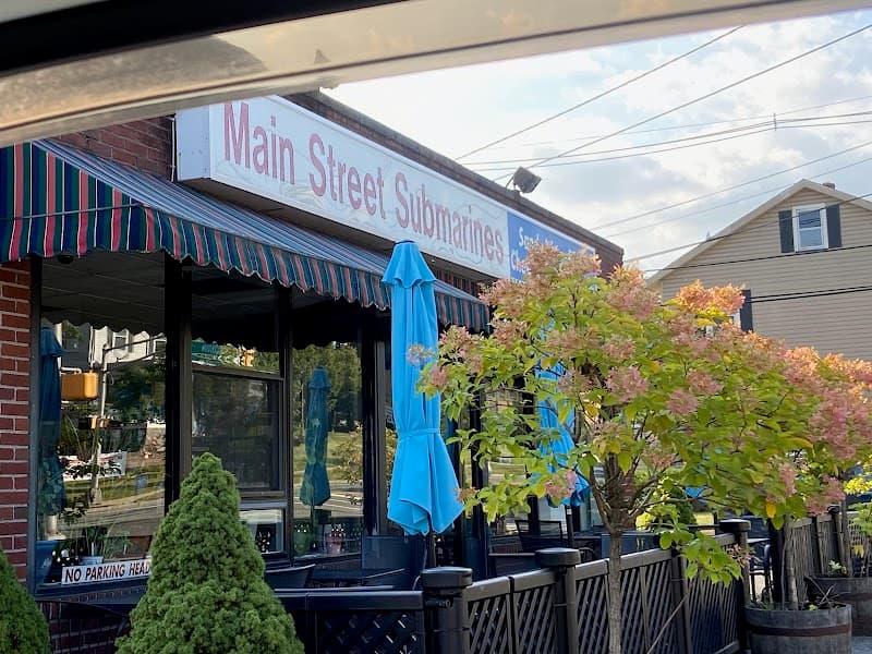 Main Street Submarines