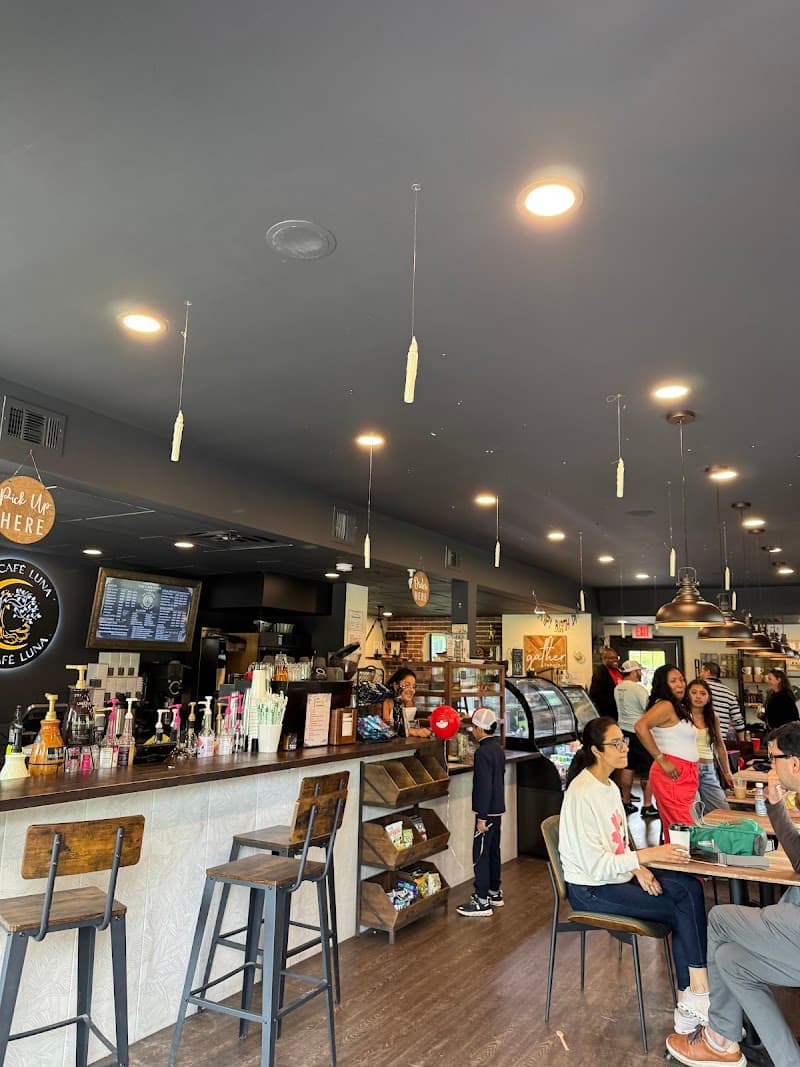 The Cafe Luna