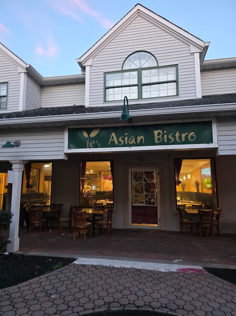Ye's Asian Bistro