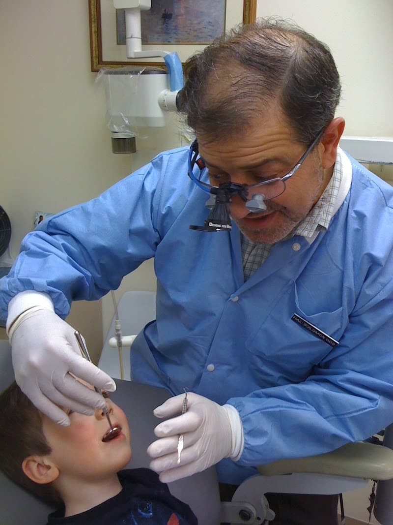 DR. HAL E. SOLOMON, DDS